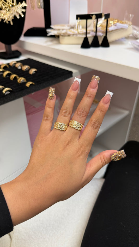 Curved Nugget Ring