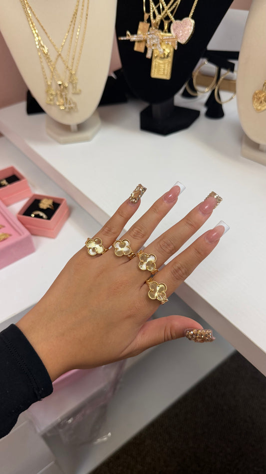 Gold Clover Ring